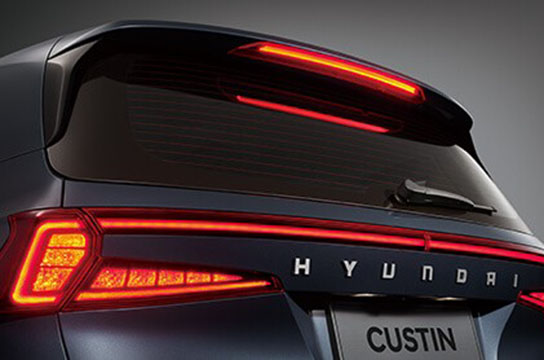 Hyundai Custin Cao Cấp 11